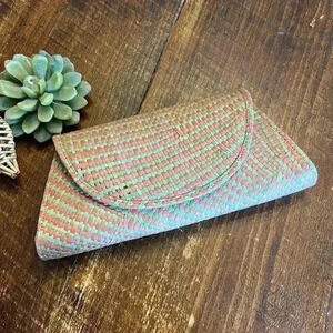 Hype | Pink & Green Woven Straw Clutch